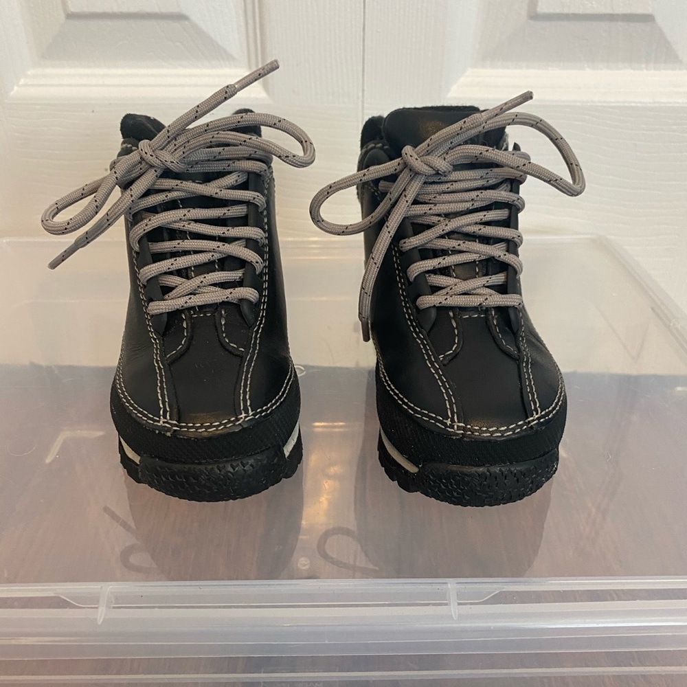 🚨 super sale🚨 Timberland toddler boots size 6
